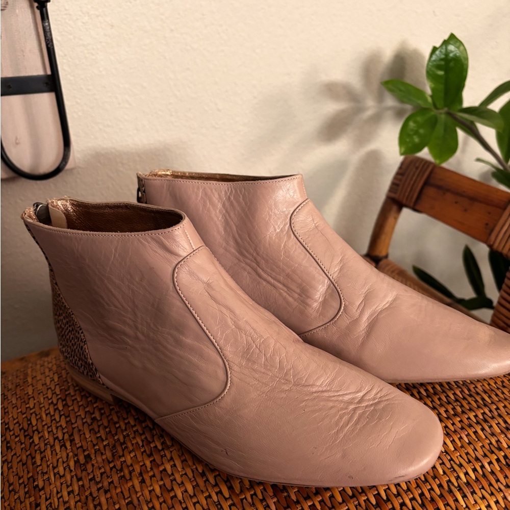 Bocage women’s leather ankle boot NWOT